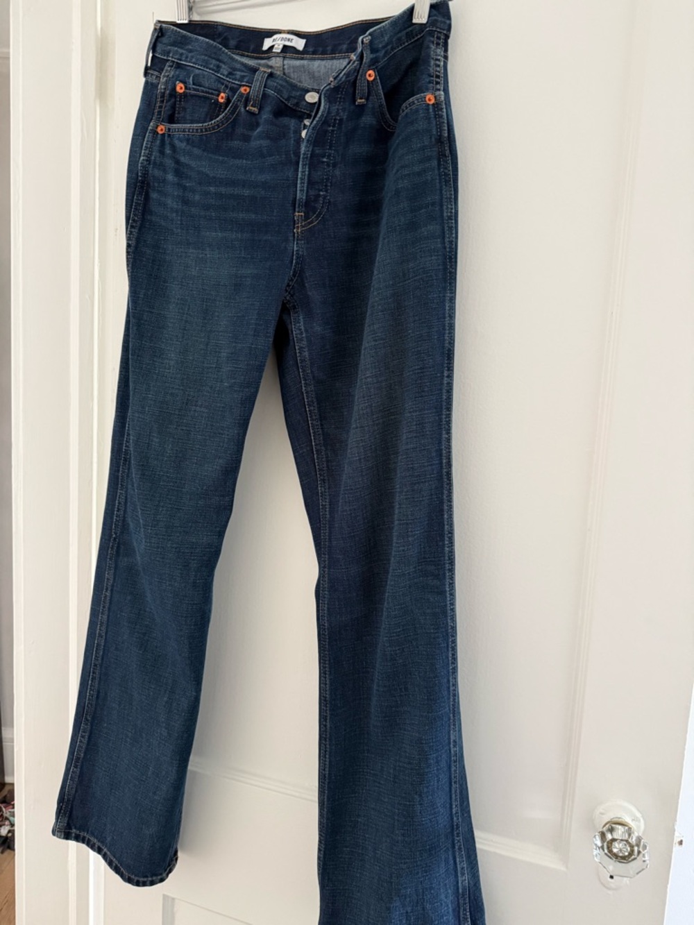 Re / Done button fly jeans